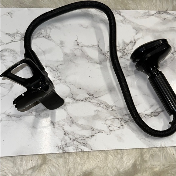 Lamicall flexible gooseneck leather phone holder for bed or desk - Picture 7 of 9